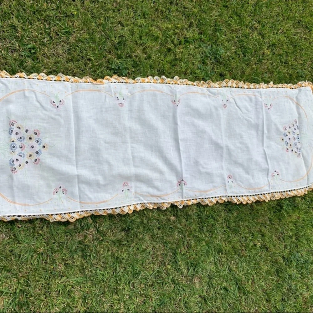 Table Runner
